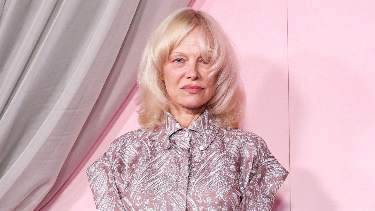 celebrities who had their implants removed