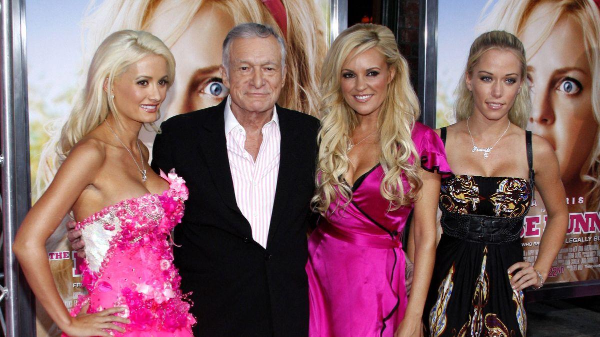 pic of Holly Madison and Hugh Hefner. 