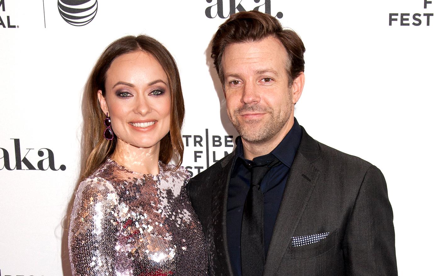 olivia wilde mortified after being served legal papers from jason sudeikis