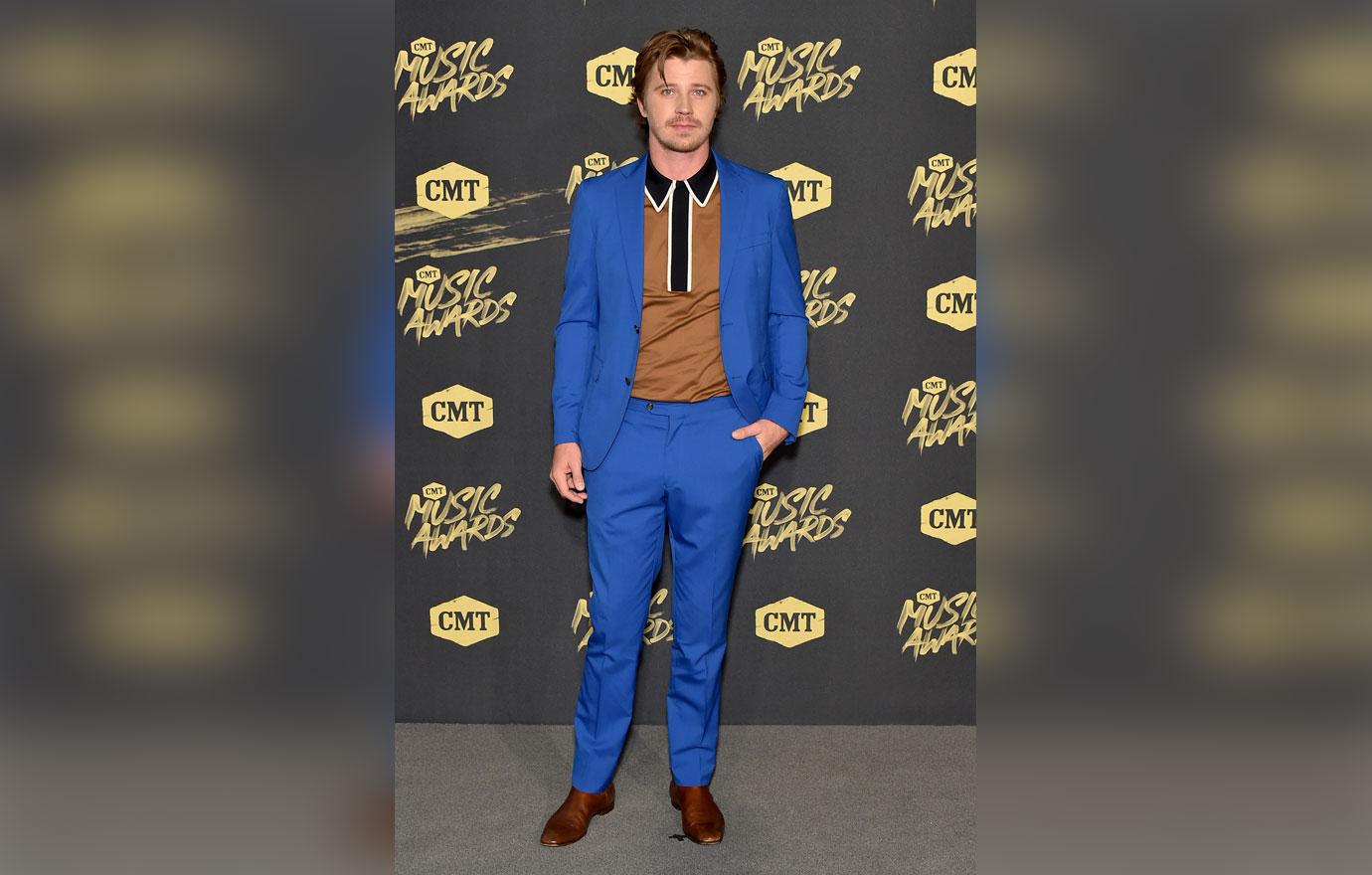 2018 CMT Awards Red Carpet Arrivals Pics 10