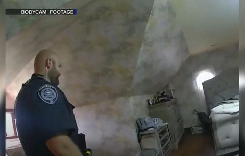 police respond intruder call find turkey