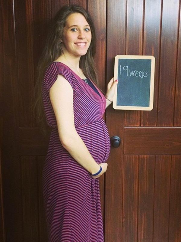 Jill duggar pregnancy baby bump