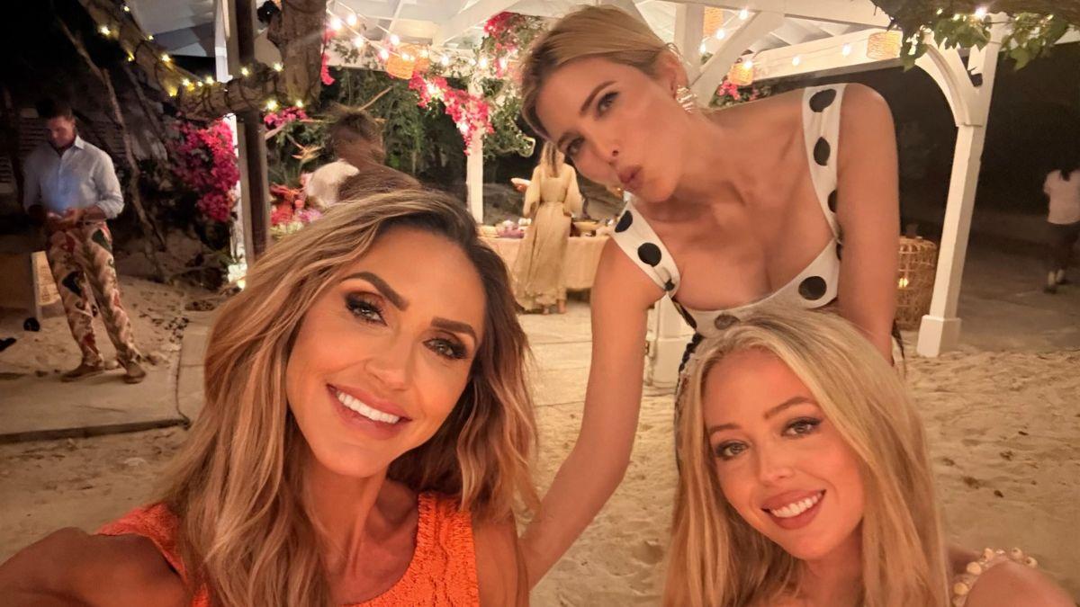 Photo of A few days after the foiled assassination plan was exposed, Ivanka Trump attended her brother's wedding.