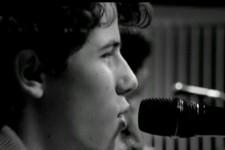 2010__01__nick_jonas 225&#215;150.jpg