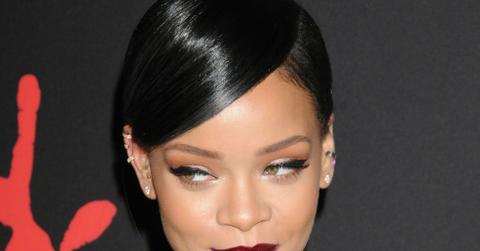 Rihanna Poses Topless On Instagram