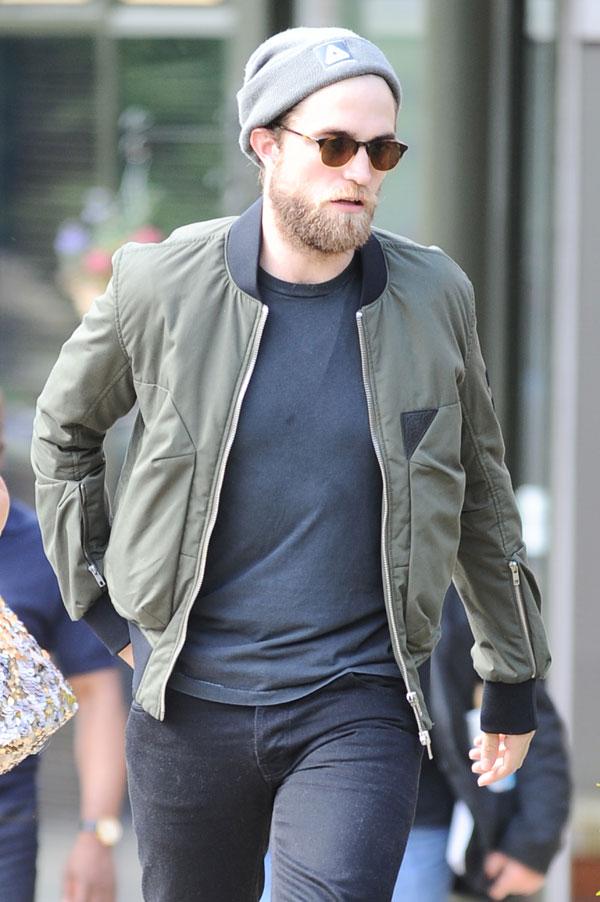 Robert pattinson beard haircut now 03 SPL