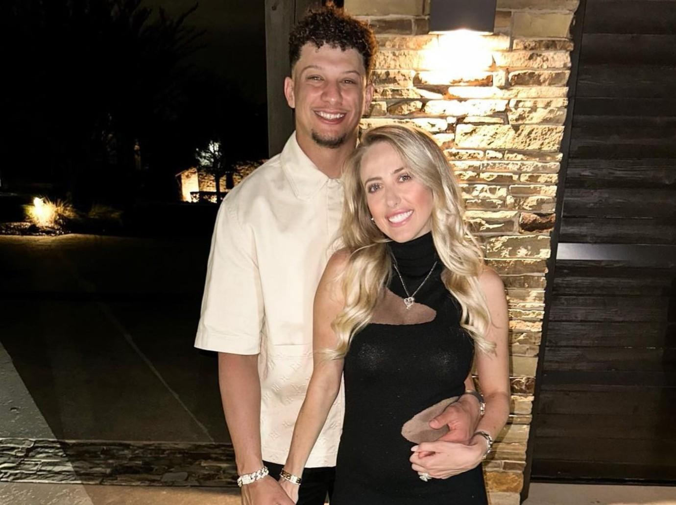 Patrick Mahomes Proposes To Longtime Girlfriend On Same Night As