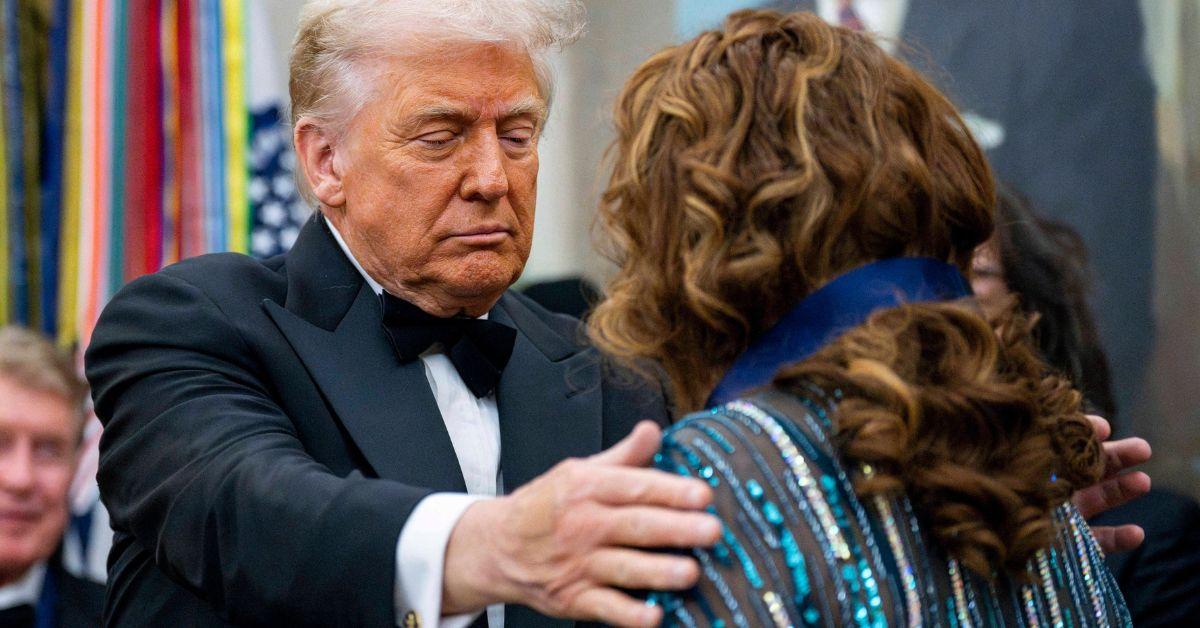 image of Donald Trump usually uses makeup such as concealer and mismatched foundation to cover up his bruises.