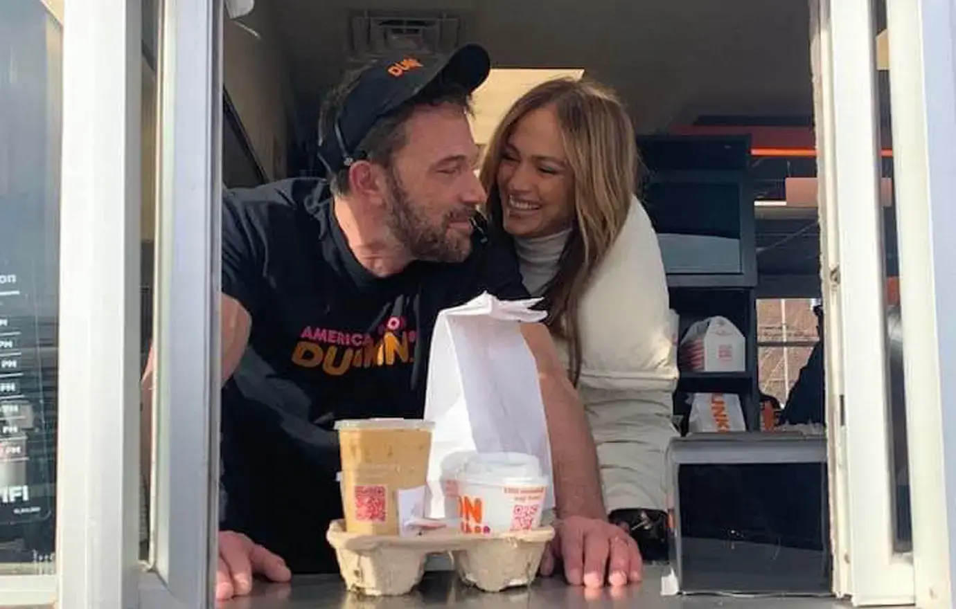 ben affleck jlo dunkin