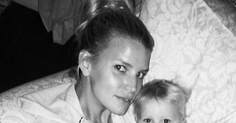 Jessica simpson pregnant again