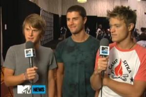 2010__09__Buried_Life_RPattz_Sept30news 300×200.jpg