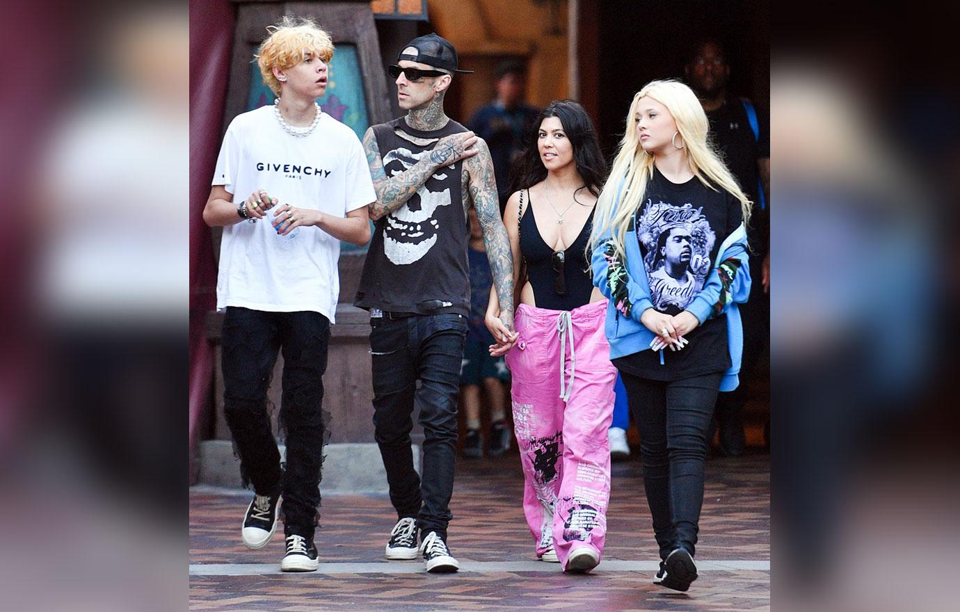 kourtney kardashian travis barker disneyland kids