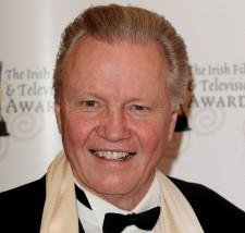 2010__02__okmagazine_jon voight 225&#215;214.jpg