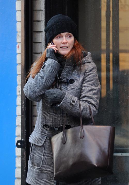 Julianne moore jan31 006_ _1.jpg