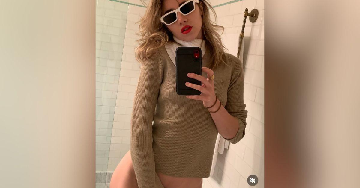 suki waterhouse topless robert pattinson scandalous photos