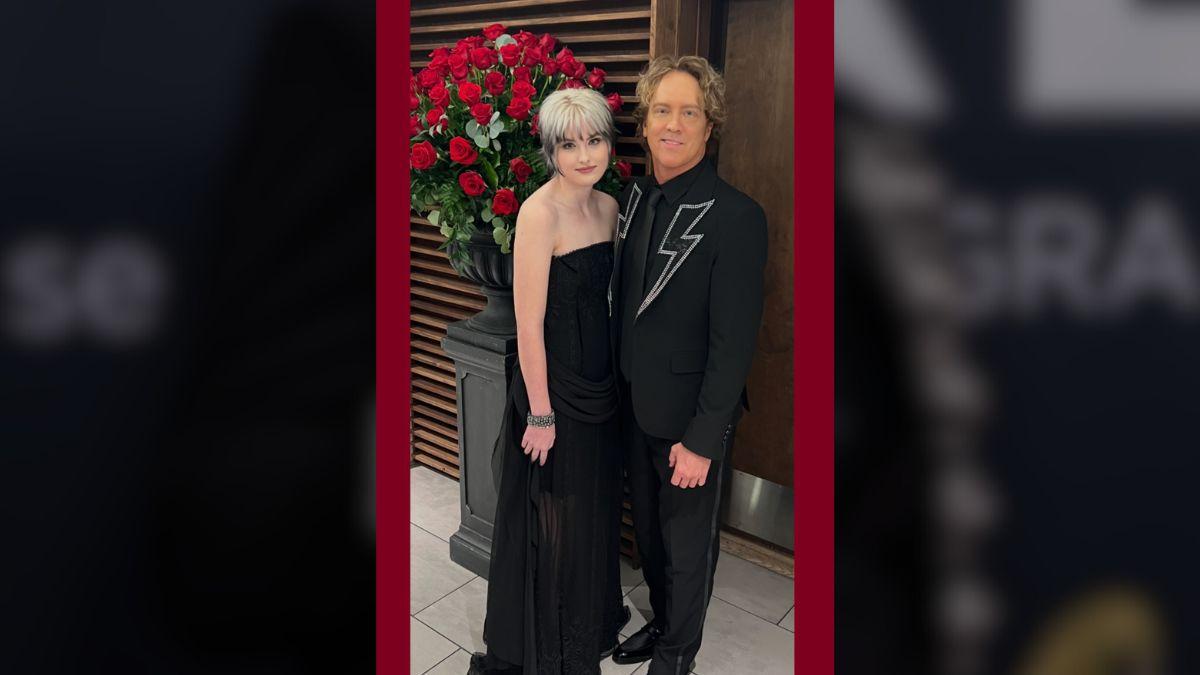 image of Dannielynn Birkhead and Larry 
