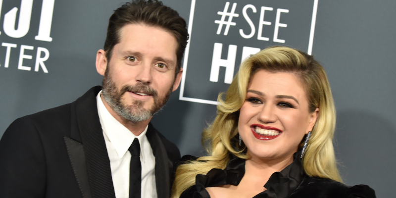 kelly-clarkson-life-dumpster-after-blackstock-divorce