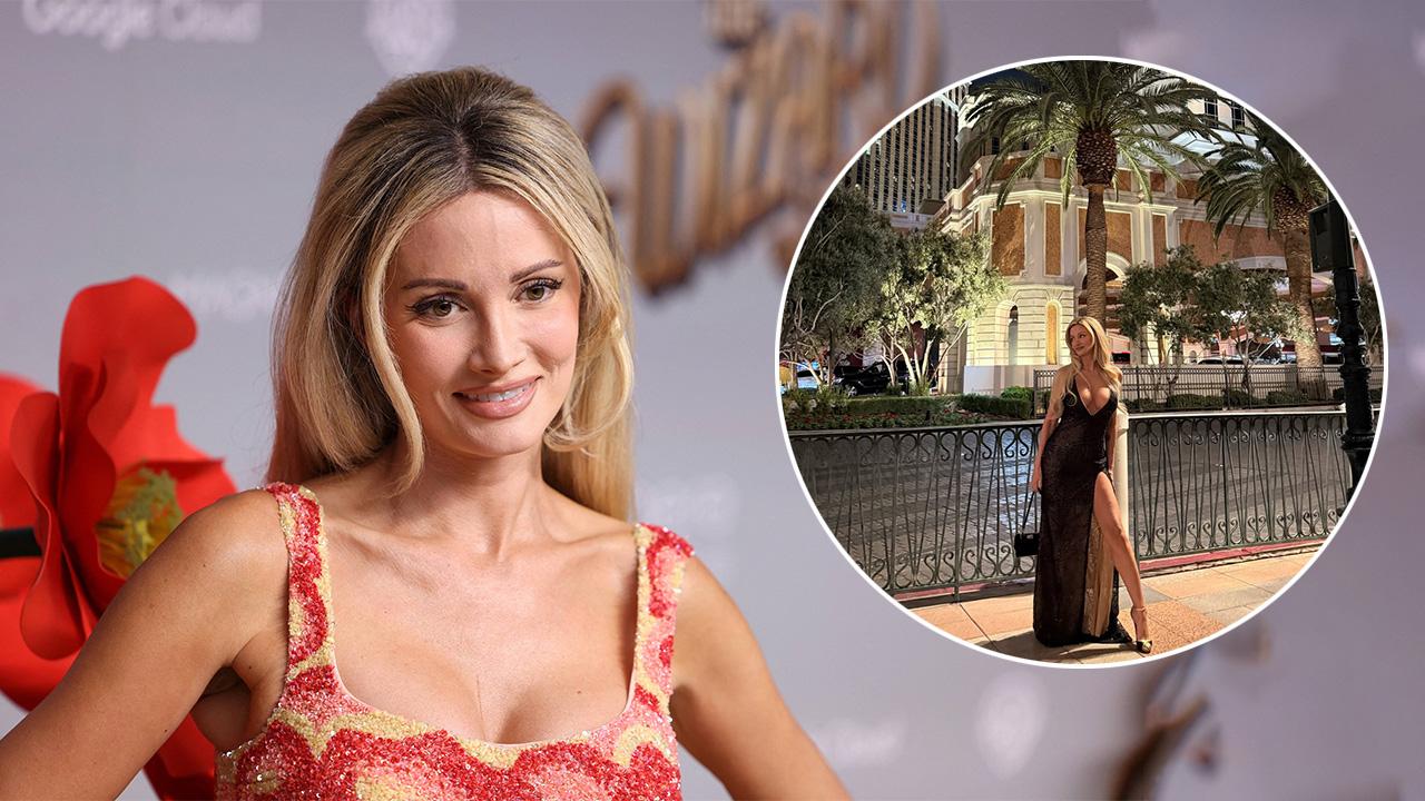  Holly Madison