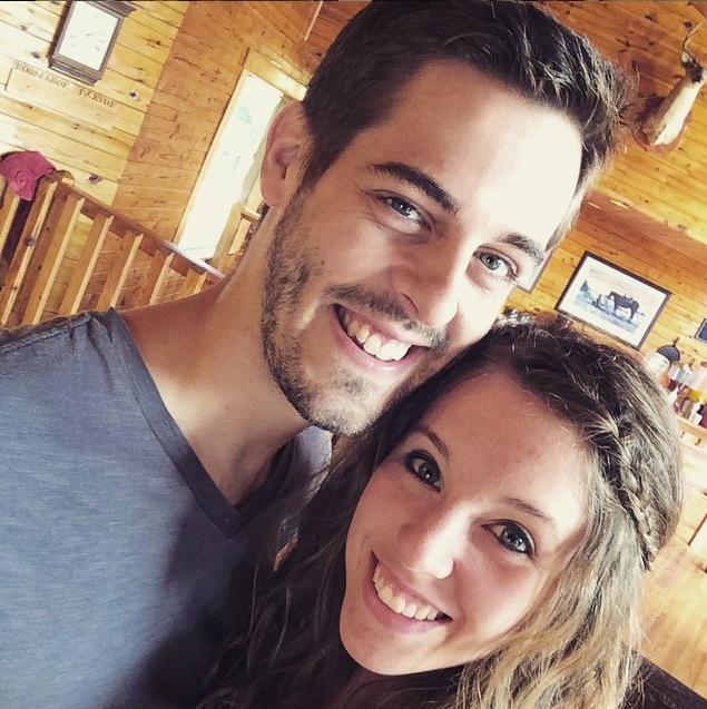 Jill duggar derick dillard distance duggars 04