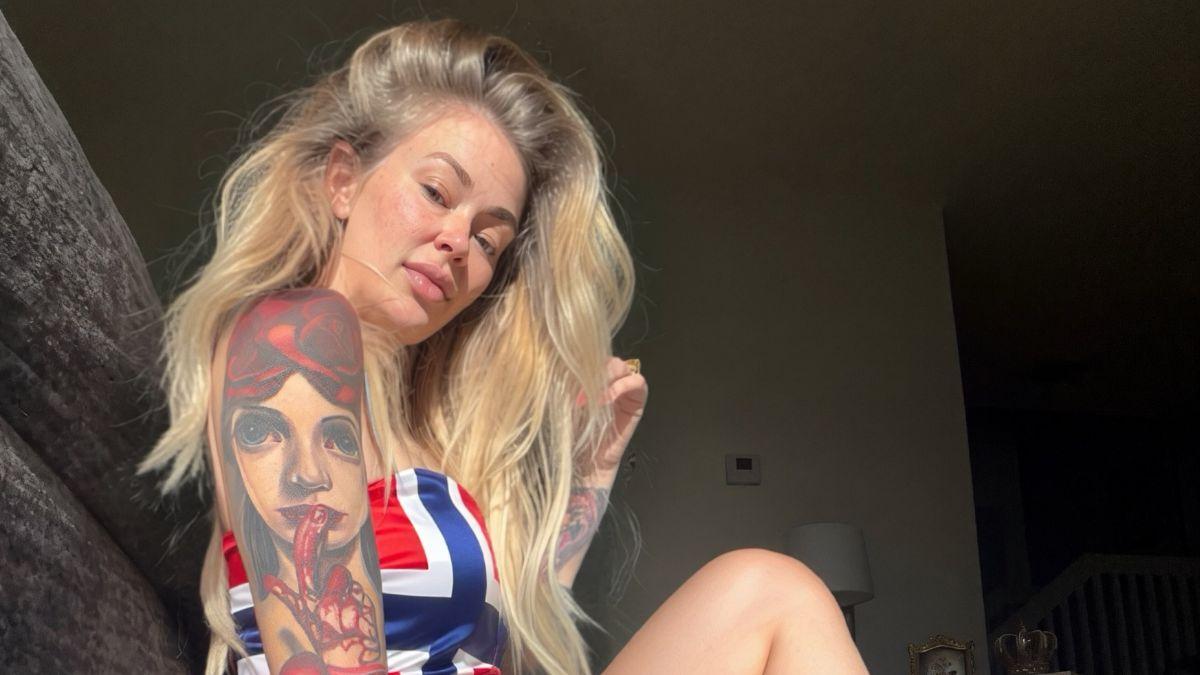 Image of Jenna Jameson shared inspirational messages after reacting to haters.