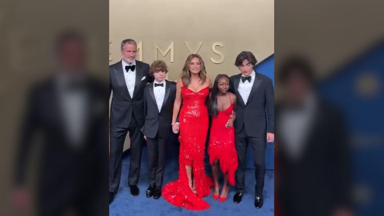 Photo of Mariska Hargitay posed with her family on the red carpet of the 2026 Emmy Awards.