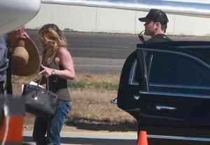 2010__08__Hilary_Duff_Mike_Aug16_main 300×208.jpg