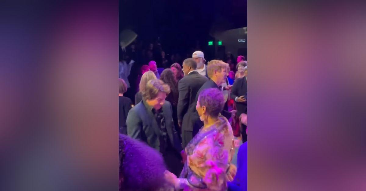 Image of Tom Cruise and Debbie Allen danced together.