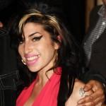 2011__07__Amy_Winehouse_July25newsne 150×150.jpg