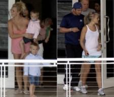 2009__09__britneymainsept2 225×191.jpg