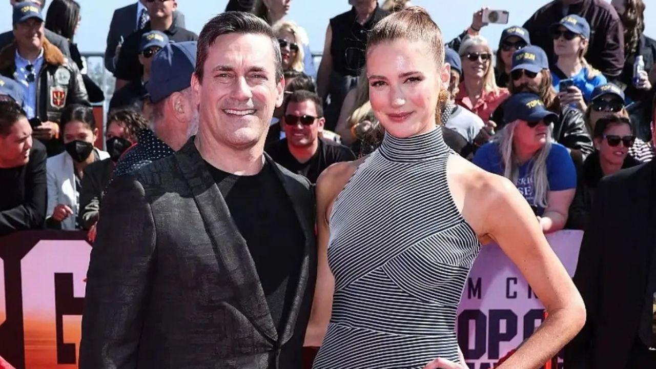Photo of Jon Hamm's wife Anna Osceola's pregnancy was confirmed in August.