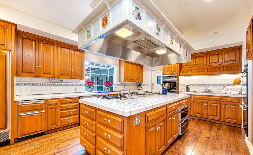 alex trebek kitchen