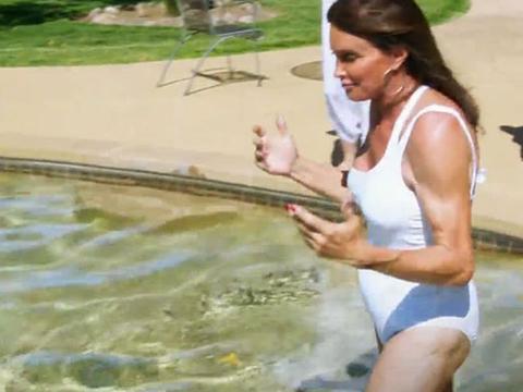 Bathing Beauty! Caitlyn Jenner Wears Swimsuit In Public For The First