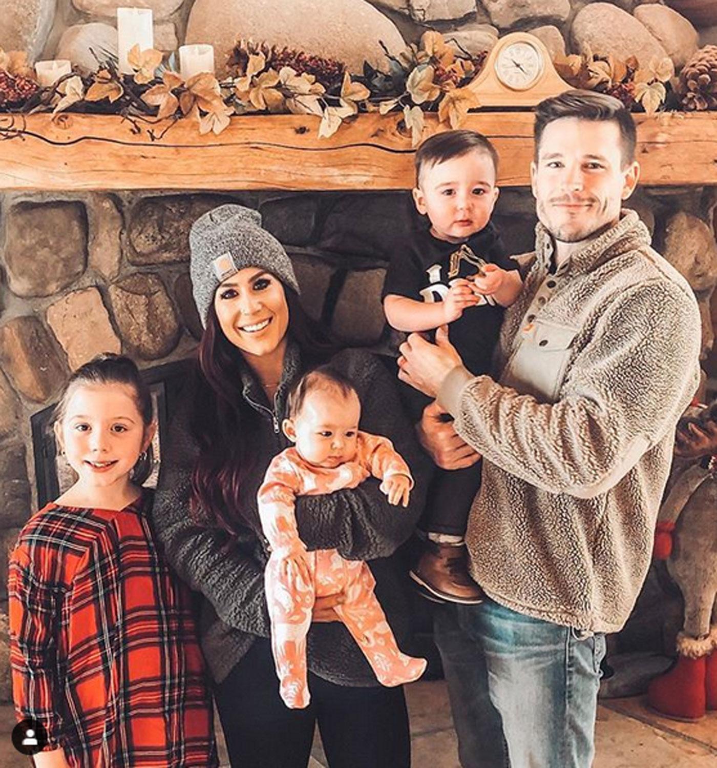 chelsea-houska-pregnant-baby-four-plans-instagram