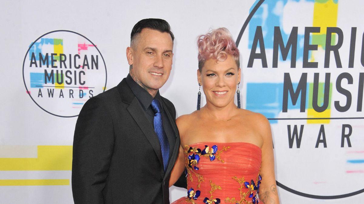 who is carey hart pink husband split rumors