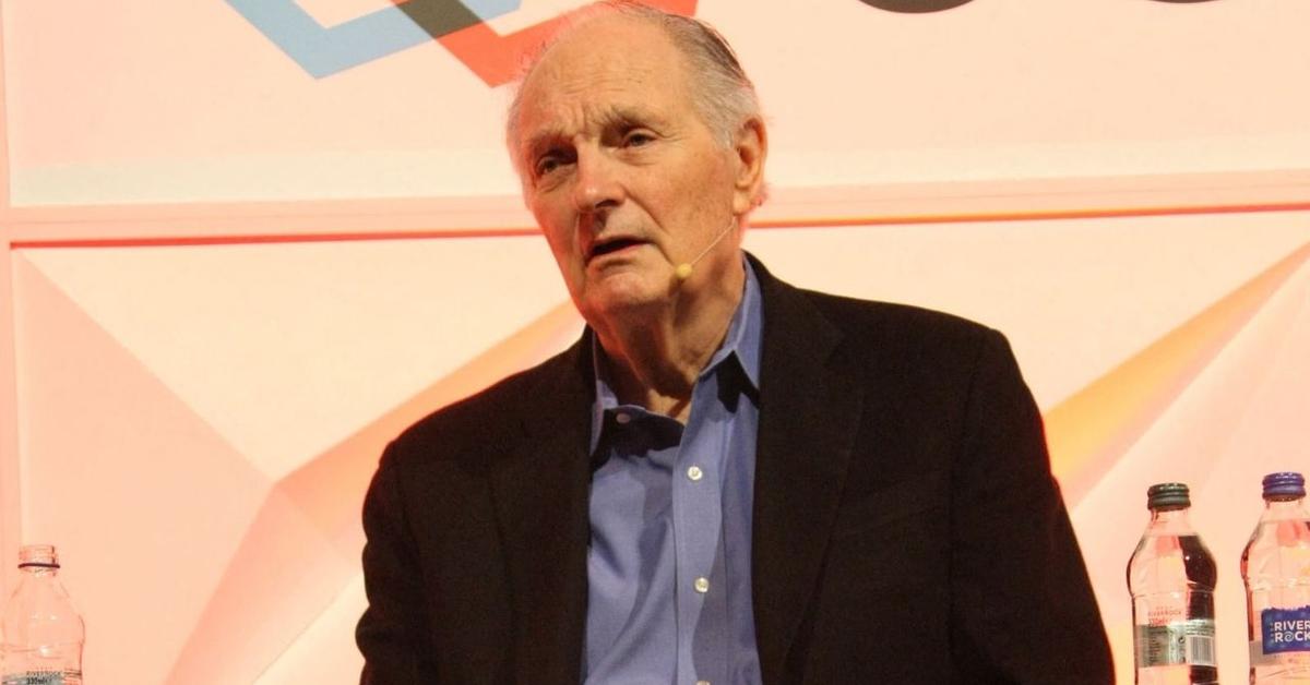 Alan Alda Admits ‘Not That Well-Known’ Sleep Disorder Symptom Preceded His Parkinson’s Diagnosis by Years Alan Alda Admits 'Not That Well-Known' Sleep Disorder Symptom Preceded His Parkinson's Diagnosis by Years