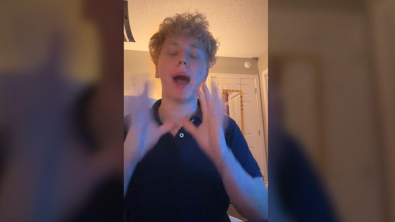 Image of TikTok users shared their own retail work experiences in the comments under Kae's video.