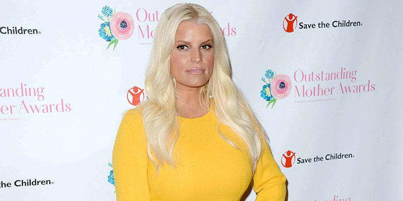 Jessica simpson breaks down son hospital main