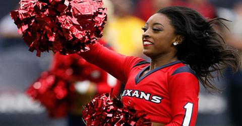 Simone biles houston cheerleader pics