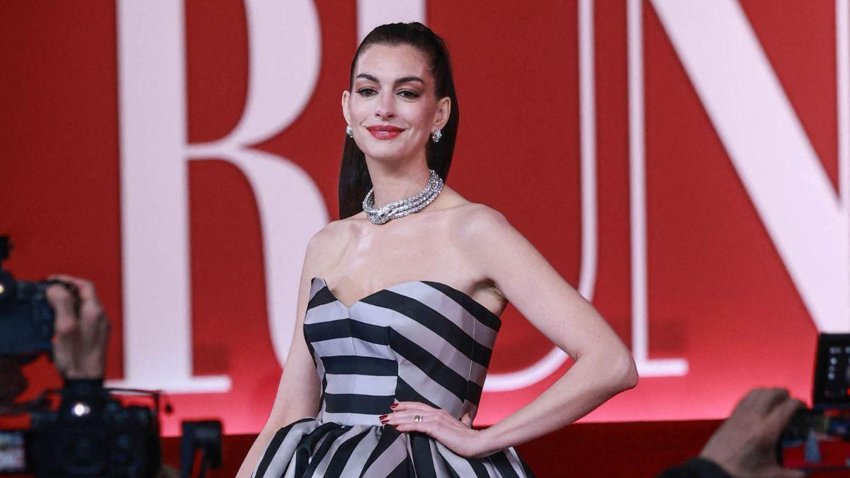 Image of Experts say beauty titles continue to drive comparison pressures.