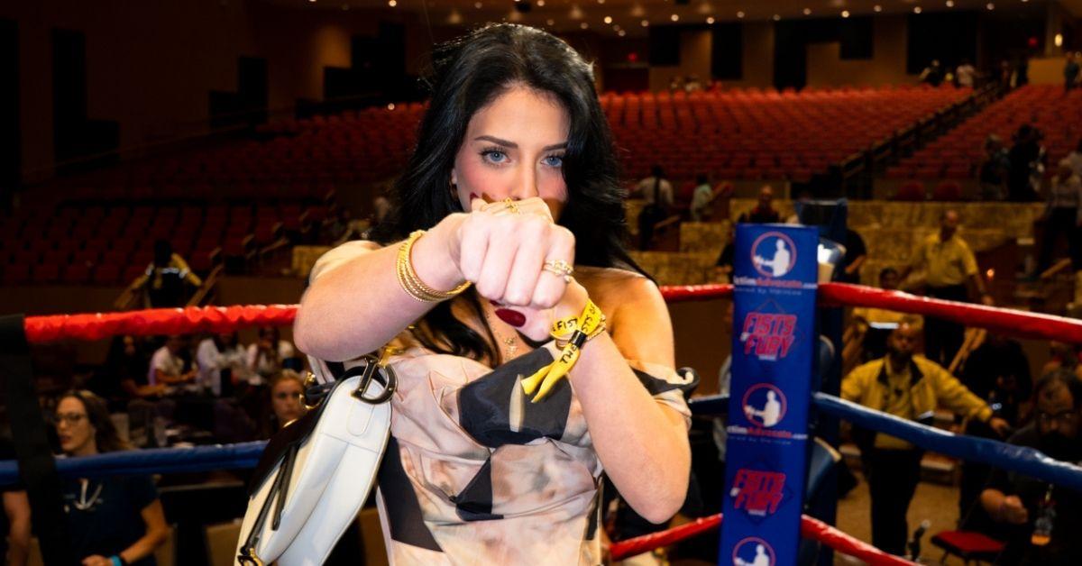 Camilla Araujo has thrown her support behind lightweight champion Rolly Romero.