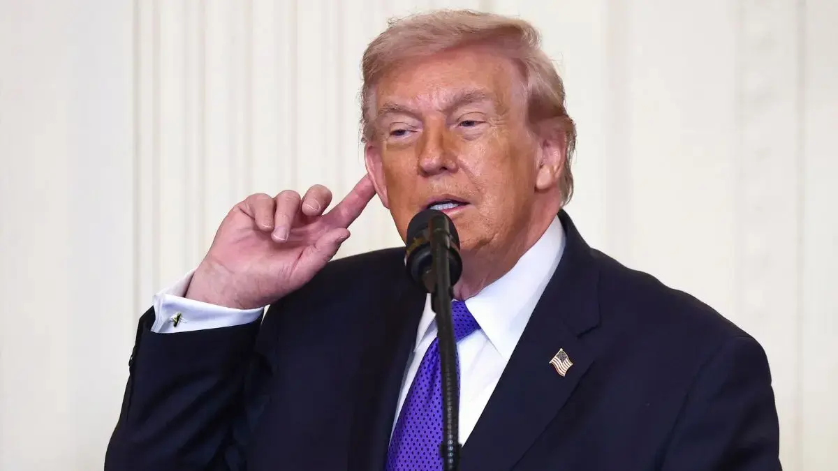 image of Jeffrey Epstein died in 2019. 