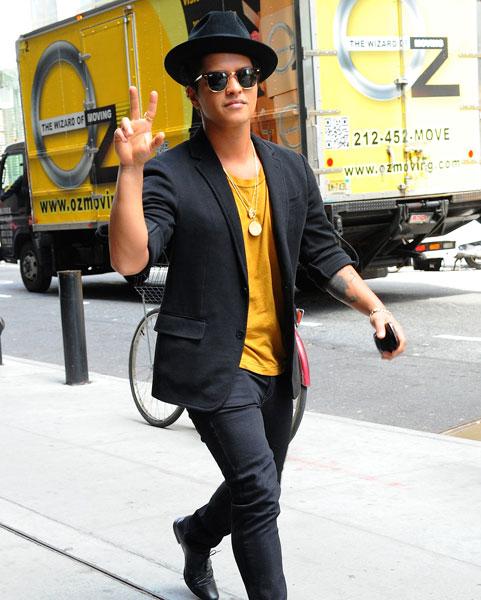 ok_042413_news-bruno-mars_-_1.jpg