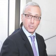 2010__03__Dr_Drew_Pinksy_March5newsne 223&#215;225.jpg