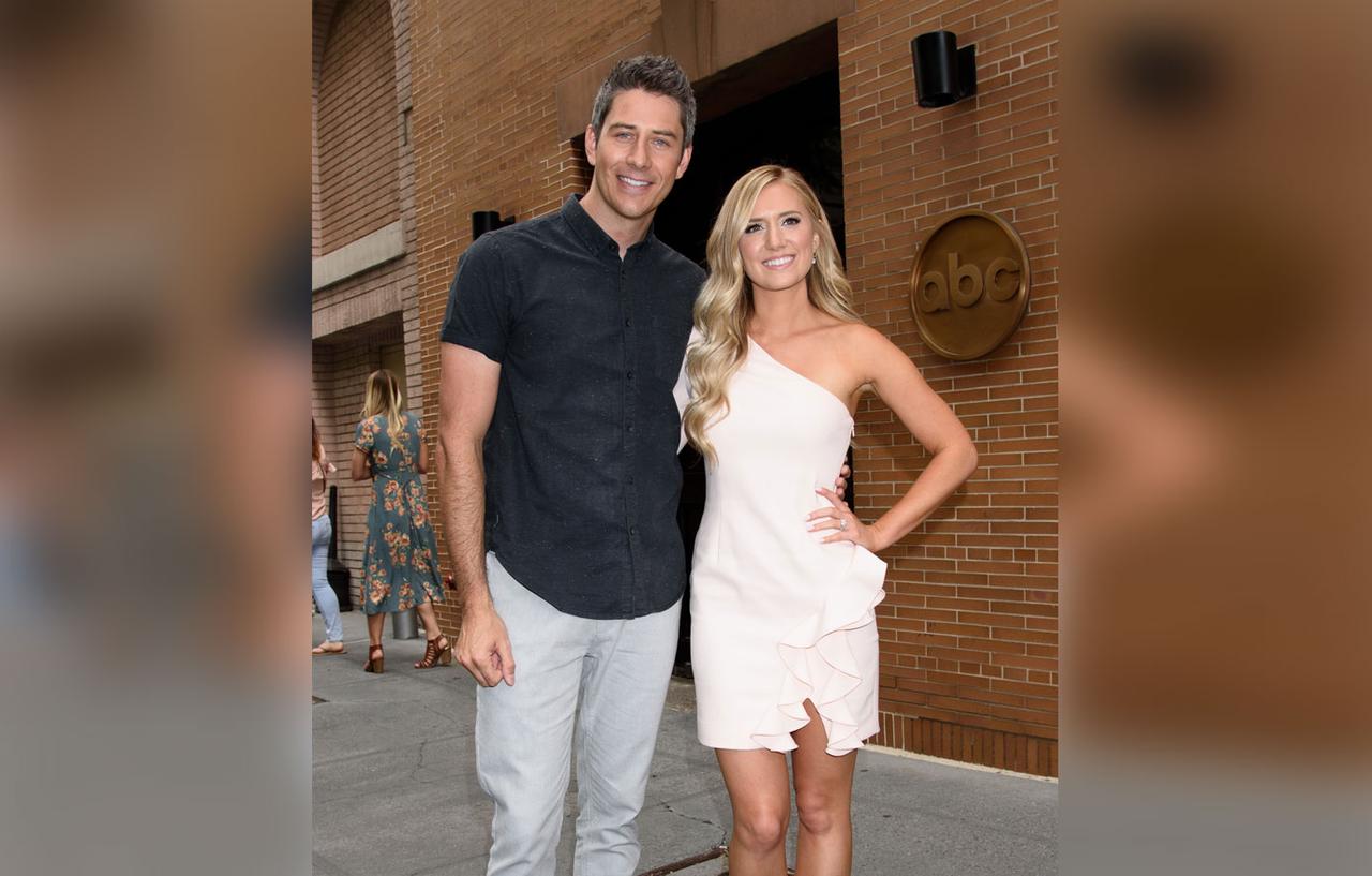 'Bachelor' Stars Arie Luyendyk Jr. & Lauren Burnham Welcome Baby Girl