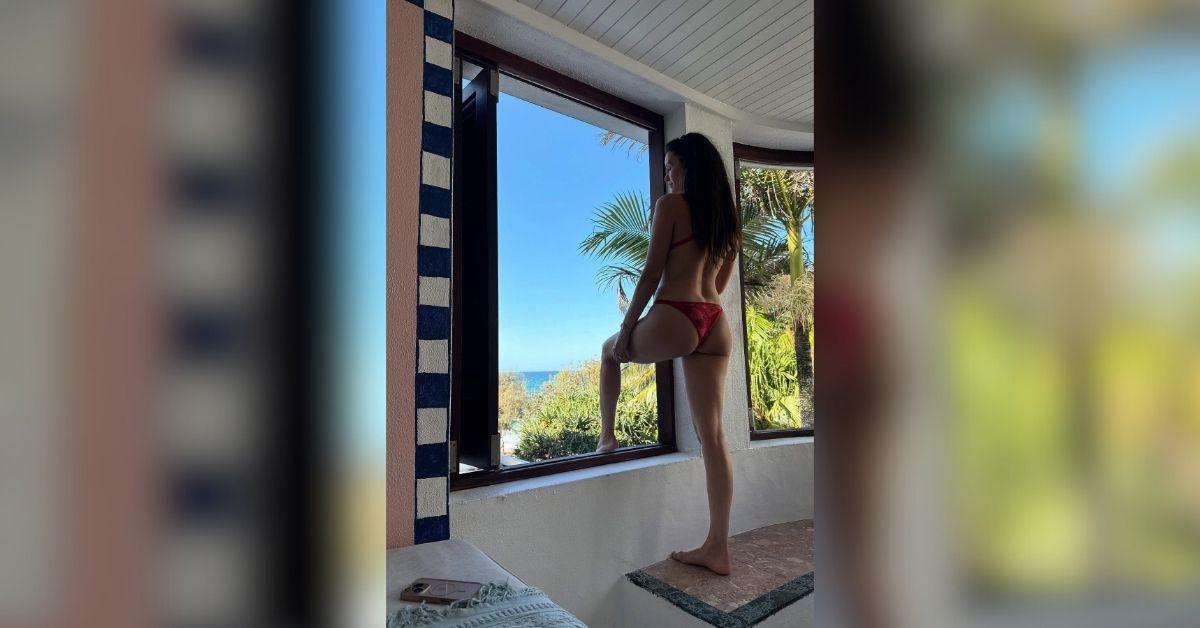 nina dobrev best bikini photos