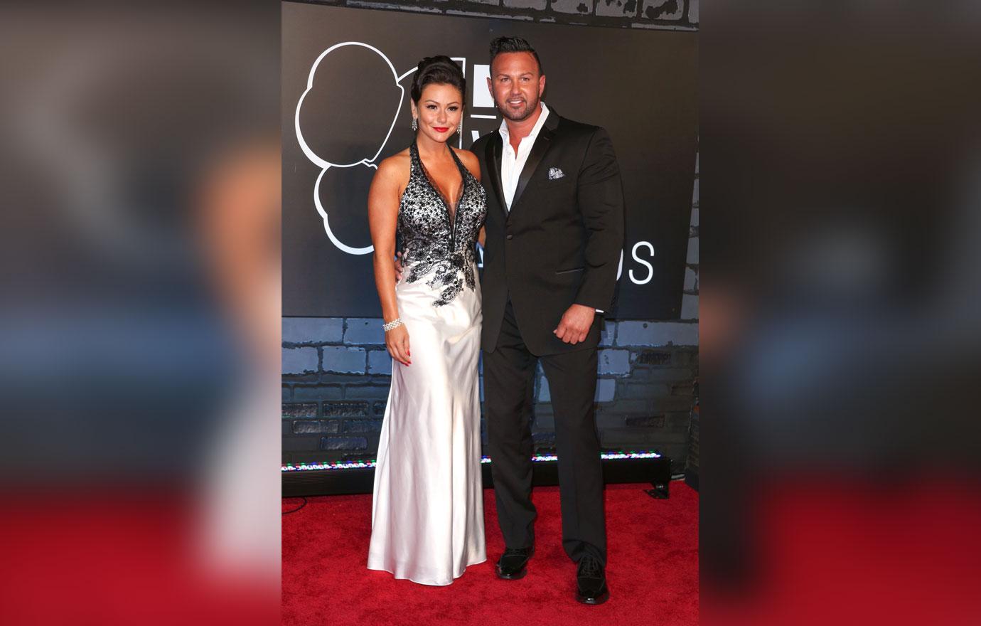 Roger Mathews Breaks Silence Finalizing Divorce Jenni 'JWoww' Farley