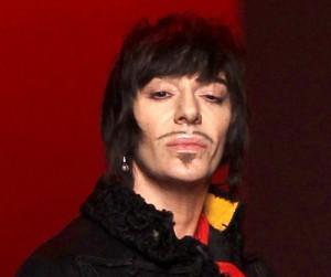 2011__03__John_Galliano_March2news 300×297.jpg