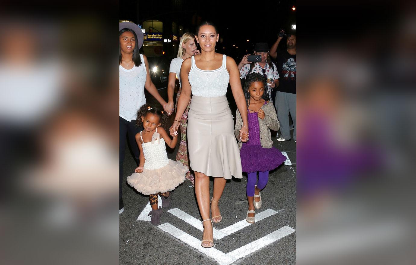 Eddie murphy ignoring mel b daughter