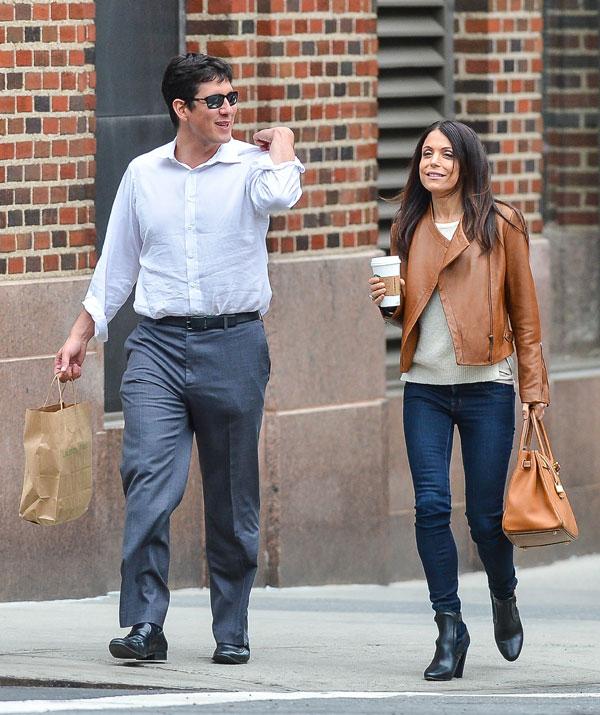 Bethenny frankel holding hands new man 05