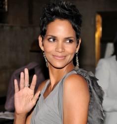 2010__05__DKMS_Gala_April30_376 236×300.jpg